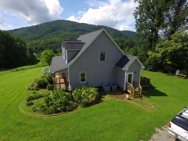 520 Meadow Ridge Drive Callaway, VA 24067 - Photo 50 of 51 Right Side of Home