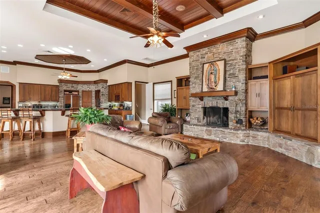 $2,300,000 | 39320 Lake Norris Road, Eustis, FL 32736