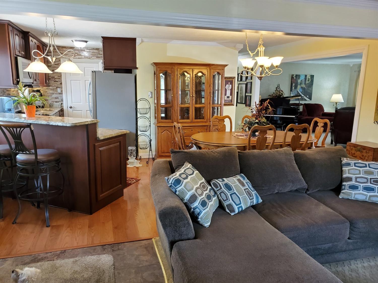 766 Imperial Road Valparaiso, IN 46385 - Photo 46 of 52 1500x1124