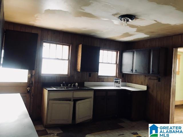 1705 Warrior Road Birmingham, AL 35208 - Photo 5 of 11