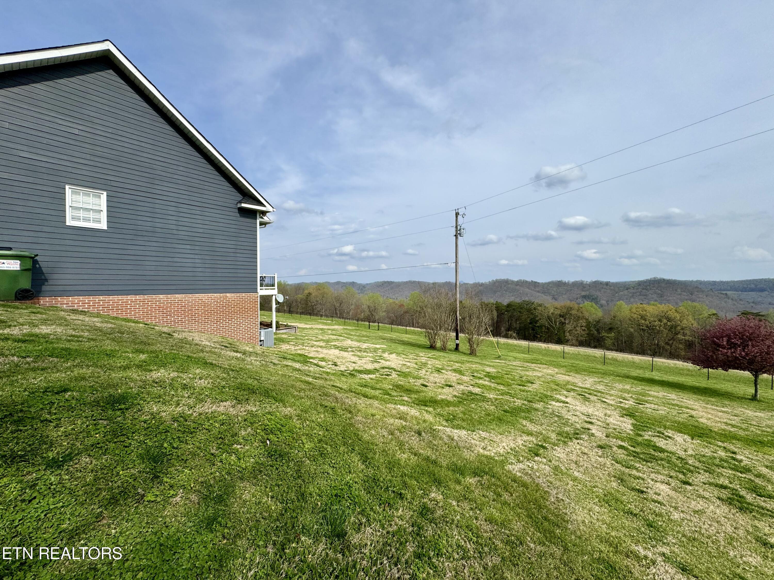 270 Big Ridge Park Road Maynardville, TN 37807 - Photo 9 of 37 IMG_2374