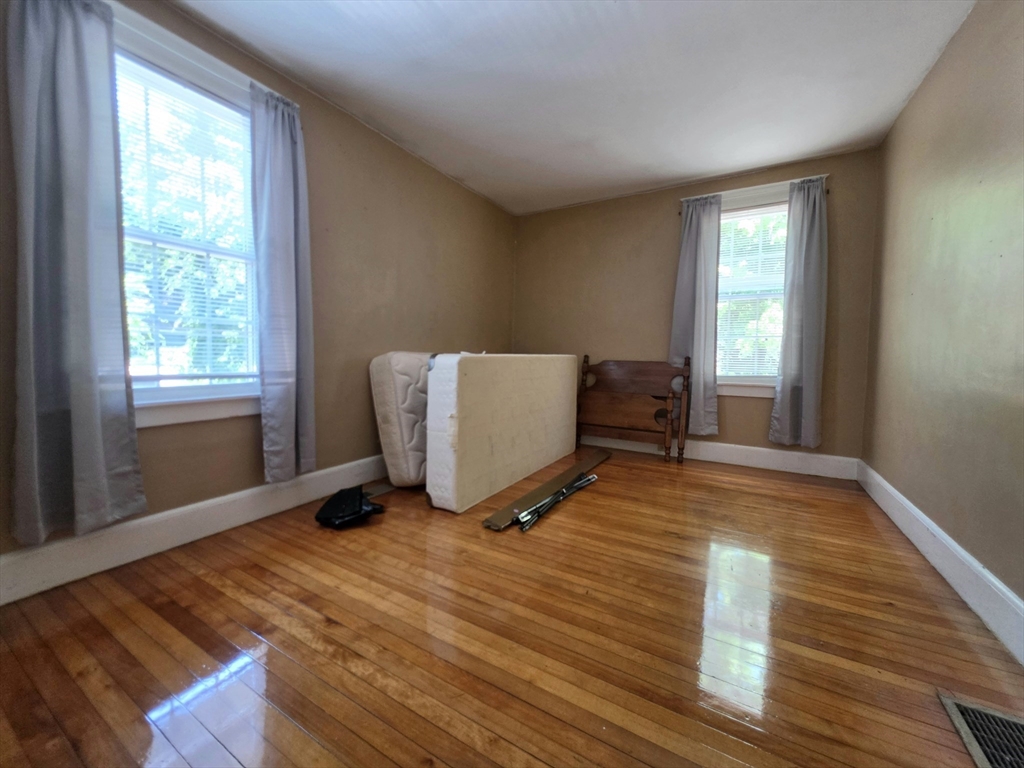702-704 Main Street Amherst, MA 01002 - Photo 8 of 28