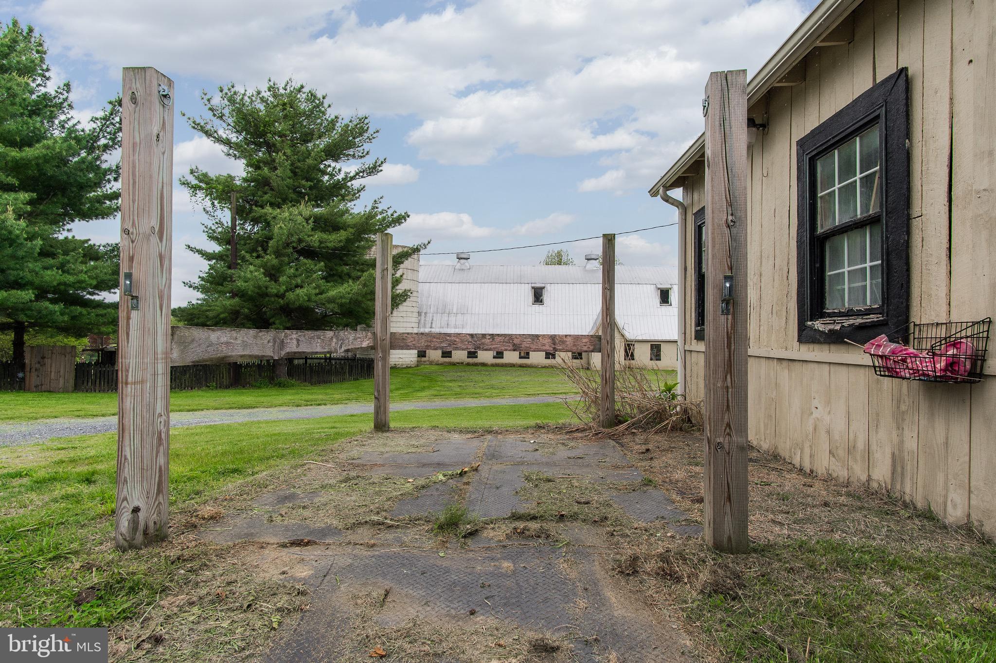 6835 Holter Road Middletown, MD 21769 - Photo 71 of 112 Wash stall