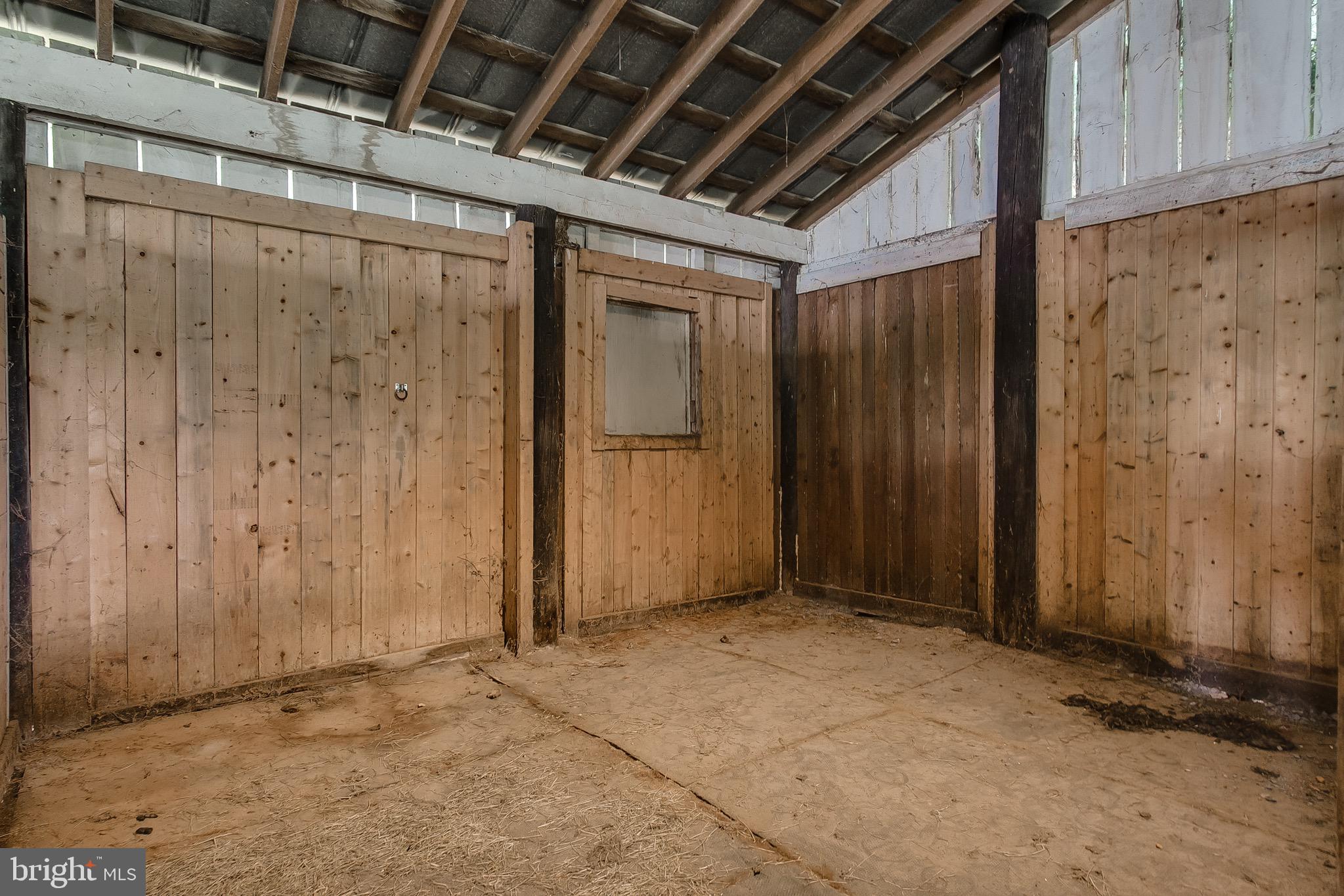 6835 Holter Road Middletown, MD 21769 - Photo 74 of 112 Horse Stall