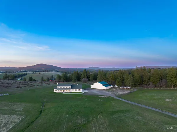 $1,400,000 | 1086 East Rock Creek Road, Potlatch, ID 83855