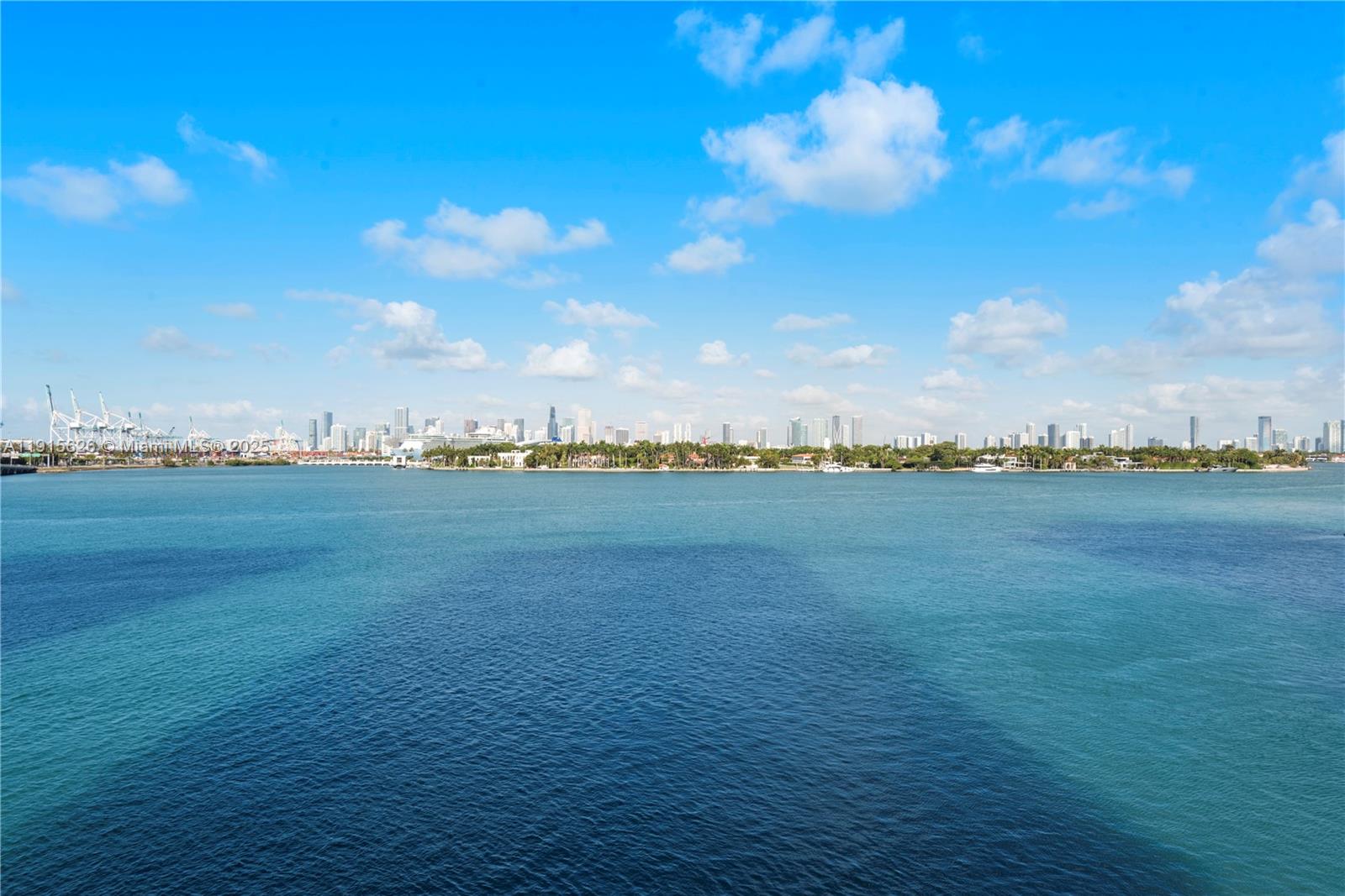540 West Avenue, Unit 413 Miami Beach, FL 33139 - Photo 12 of 33 a view of an ocean