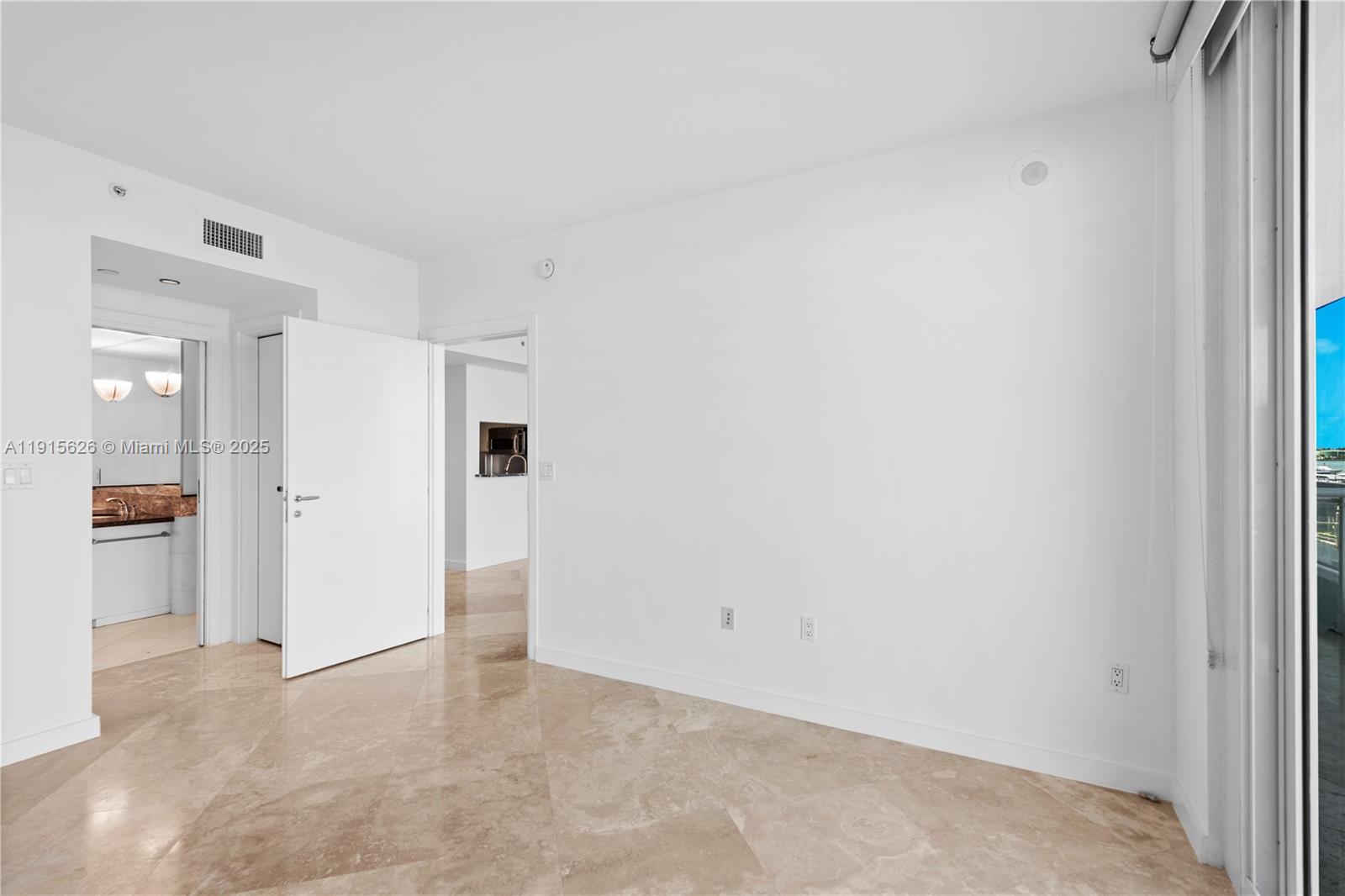 540 West Avenue, Unit 413 Miami Beach, FL 33139 - Photo 17 of 33 a view of an empty room