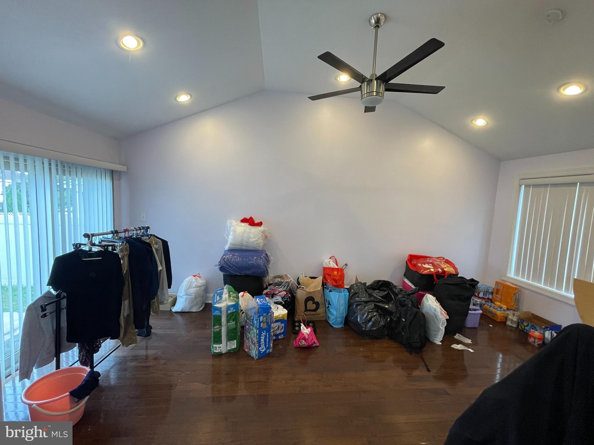 870 Morefield Road Philadelphia, PA 19115 - Photo 6 of 20