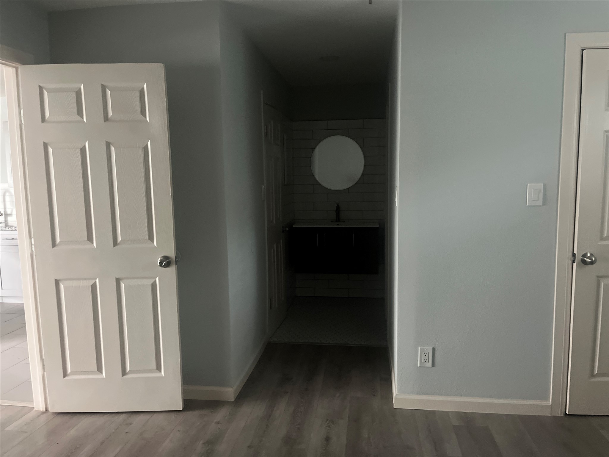 4626 Bell Street, Unit 4 Houston, TX 77023 - Photo 9 of 10 a view of a hallway