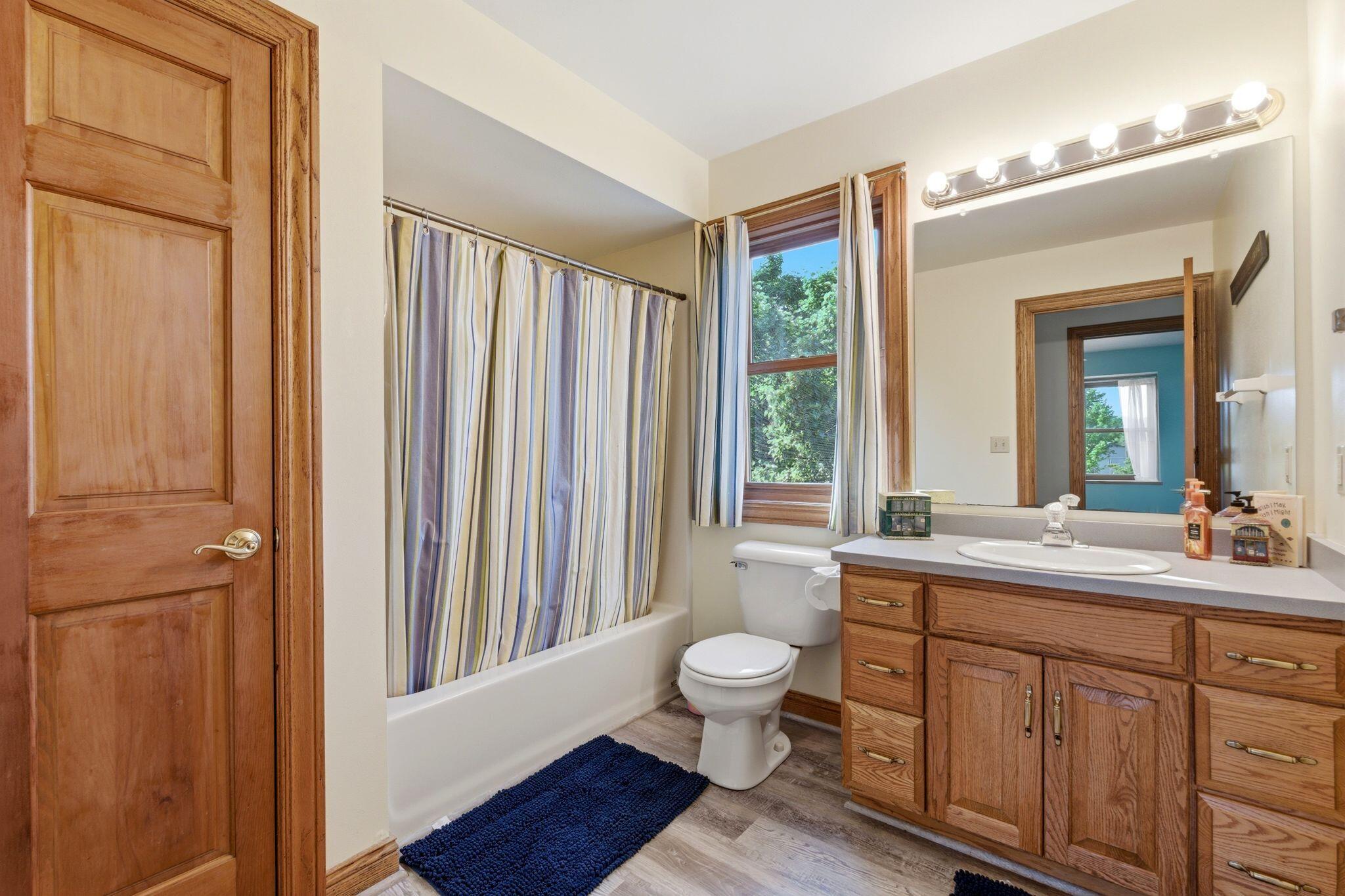 W350S1951 Waterville Road Ottawa, WI 53066 - Photo 33 of 60 Upstairs Bathroom