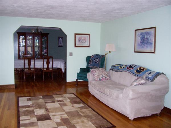 3 Greybirch Road Andover, MA 01810 - Photo 2 of 13 a living room with furniture