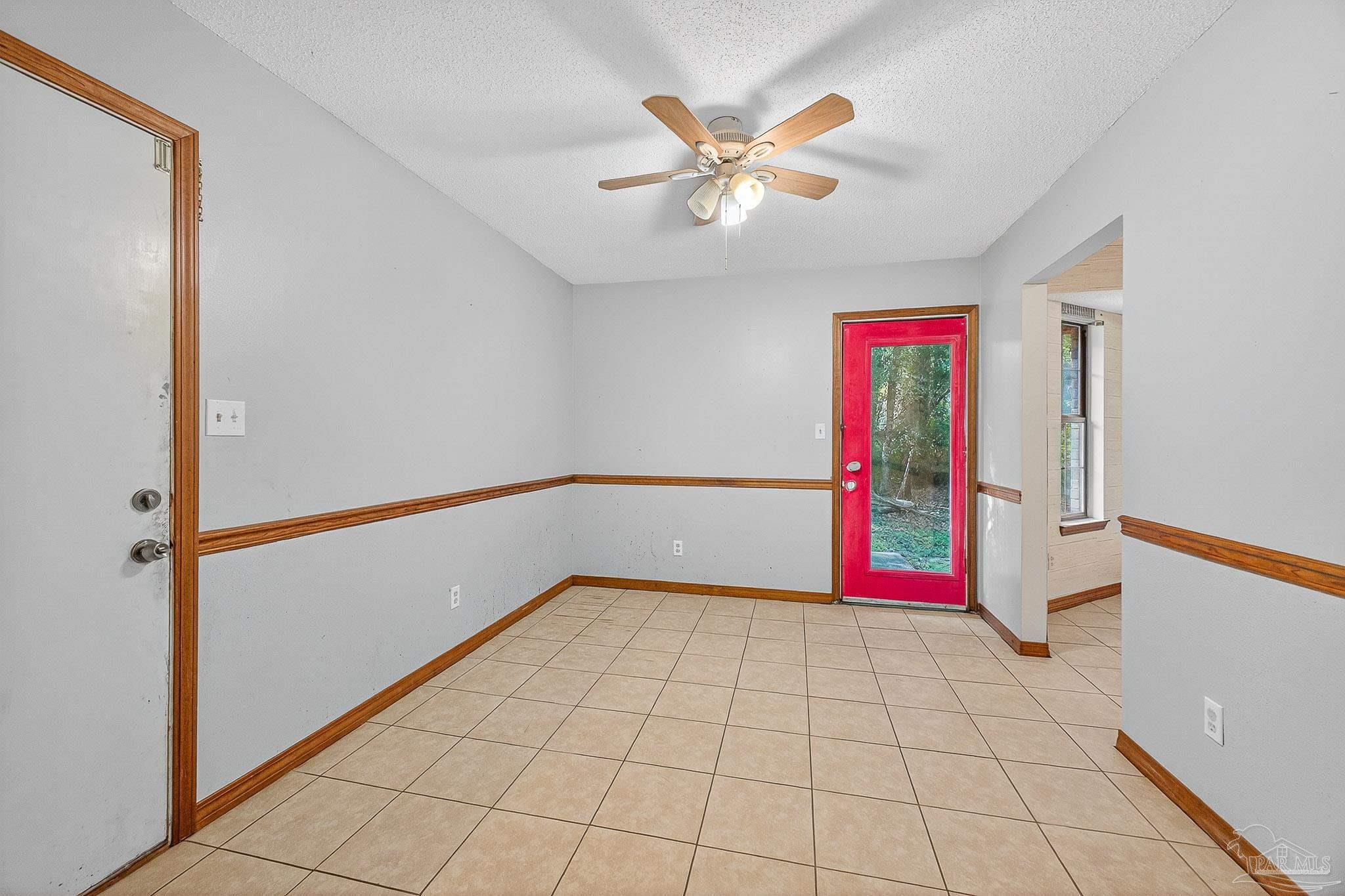 5453 Hamilton Lane Pace, FL 32571 - Photo 11 of 48