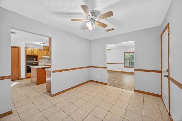 a view of an empty room with window