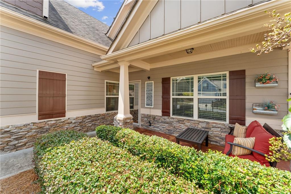194 Hawthorne Ridge Circle Dallas, GA 30132 - Photo 4 of 25 Gallery Image 4