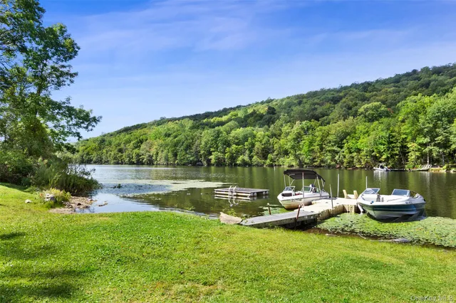 $400,000 | 9 Oakdale Road, Putnam Valley, NY 10579