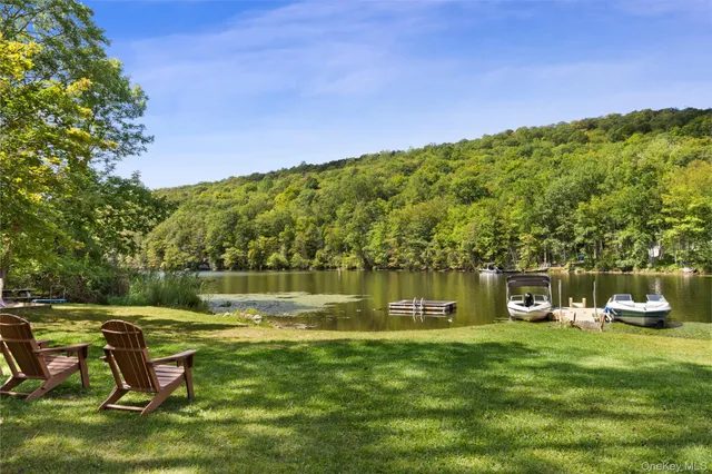 $400,000 | 9 Oakdale Road, Putnam Valley, NY 10579