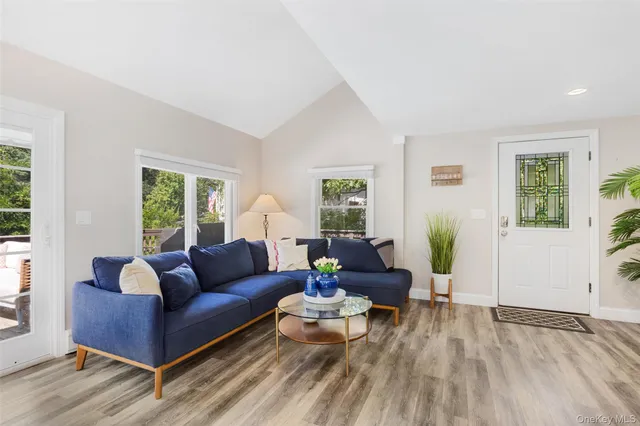 $400,000 | 9 Oakdale Road, Putnam Valley, NY 10579