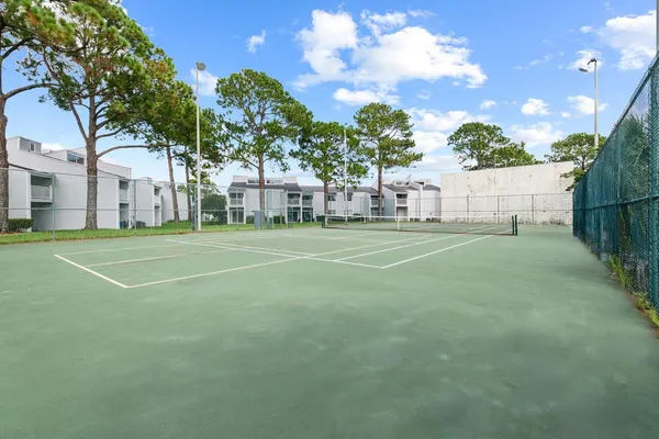 $187,900 | 101 Old Ferry Road, Unit 12B, Shalimar, FL 32579