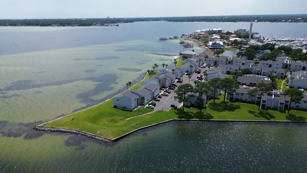 $187,900 | 101 Old Ferry Road, Unit 12B, Shalimar, FL 32579