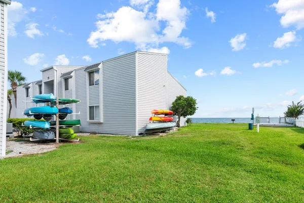 $187,900 | 101 Old Ferry Road, Unit 12B, Shalimar, FL 32579
