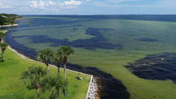 $187,900 | 101 Old Ferry Road, Unit 12B, Shalimar, FL 32579