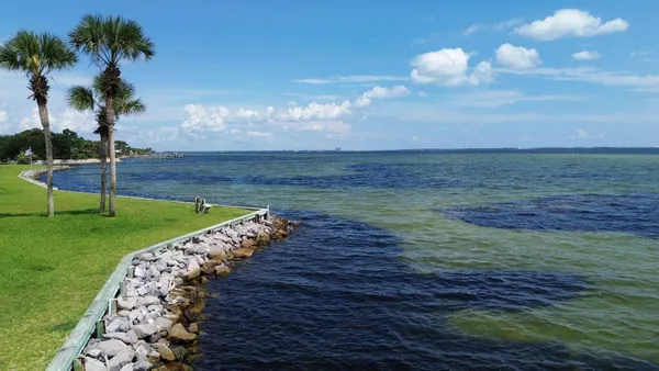 $187,900 | 101 Old Ferry Road, Unit 12B, Shalimar, FL 32579