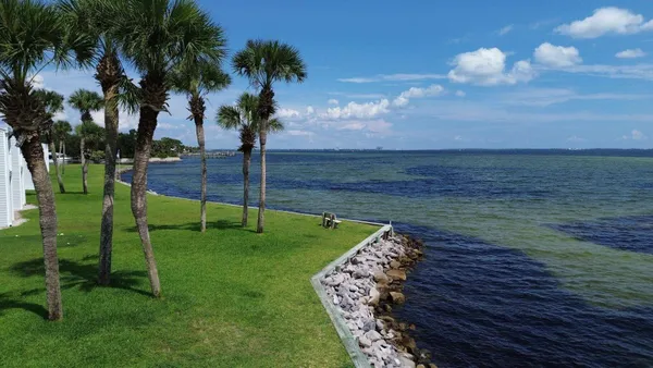 $187,900 | 101 Old Ferry Road, Unit 12B, Shalimar, FL 32579