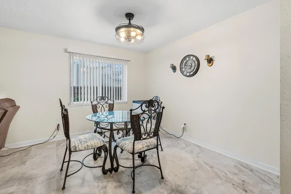 $187,900 | 101 Old Ferry Road, Unit 12B, Shalimar, FL 32579