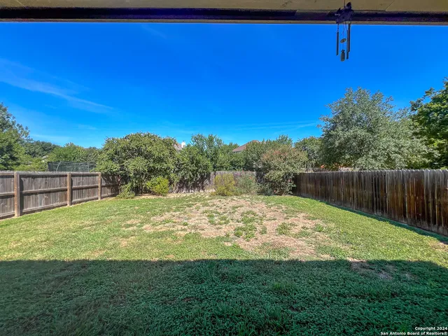 $1,600 | 218 Val Verde Drive, New Braunfels, TX 78130