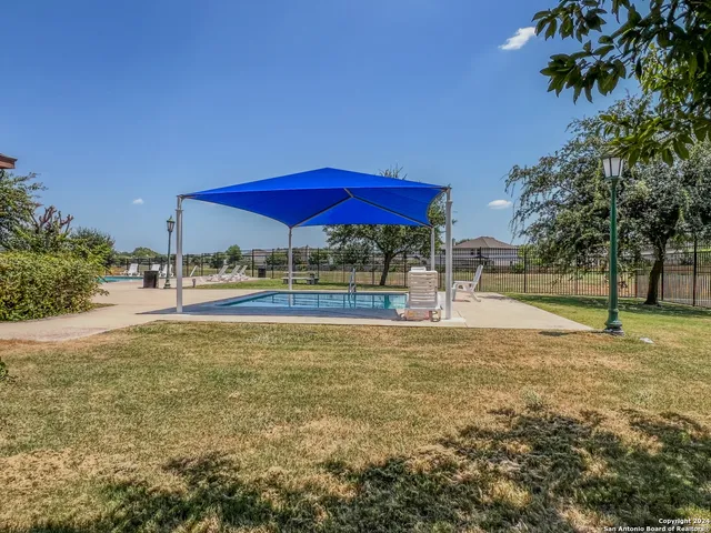 $1,600 | 218 Val Verde Drive, New Braunfels, TX 78130