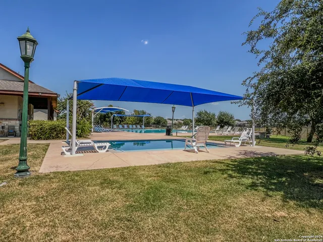 $1,600 | 218 Val Verde Drive, New Braunfels, TX 78130