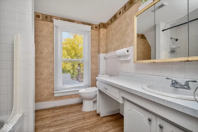 $675,000 | 1829 Cunningham Road, Speedway, IN 46224