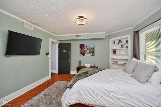 $675,000 | 1829 Cunningham Road, Speedway, IN 46224