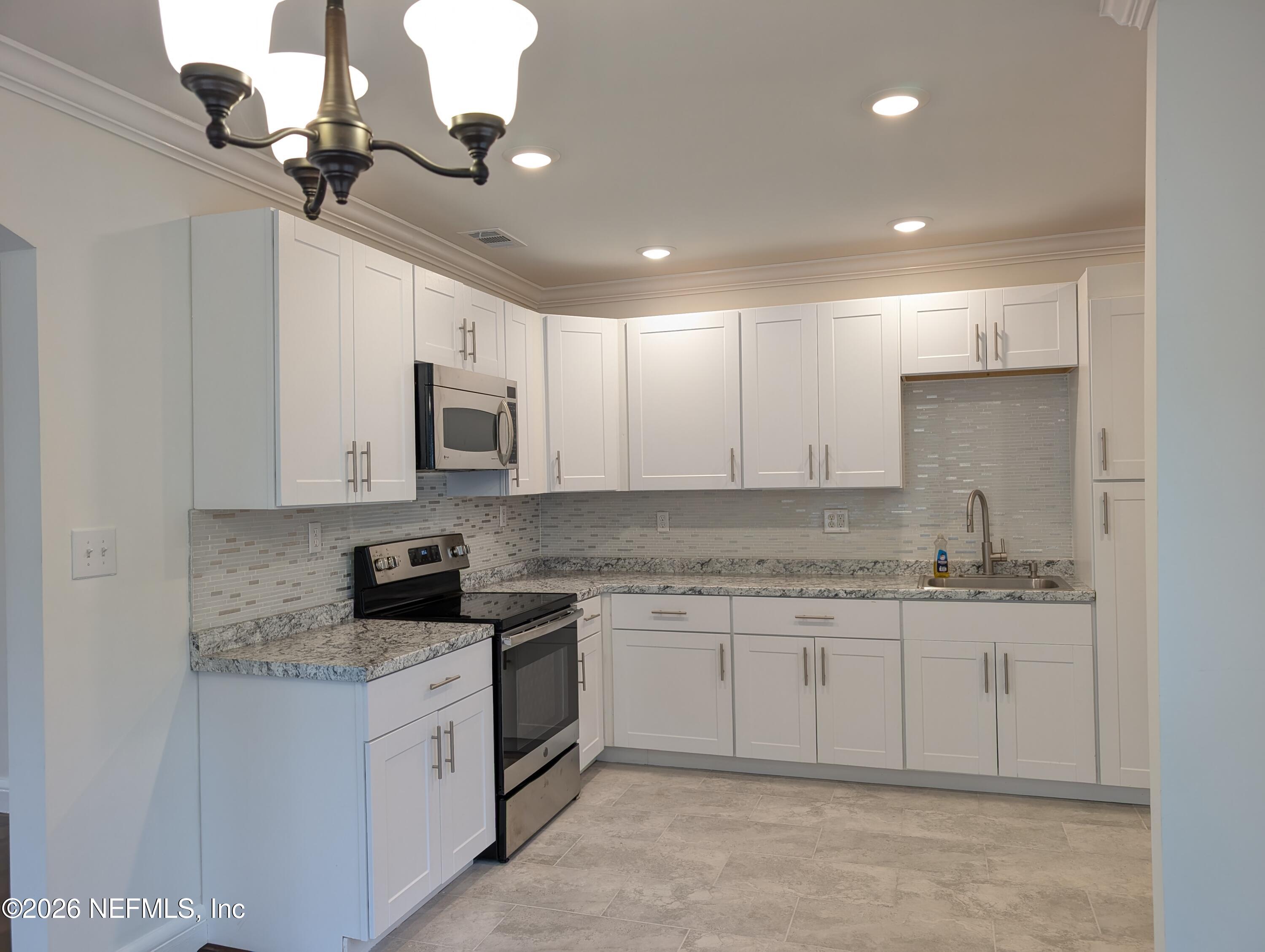 316 West 41st Street Jacksonville, FL 32206 - Photo 11 of 39 316 W 41ST ST JAX 14