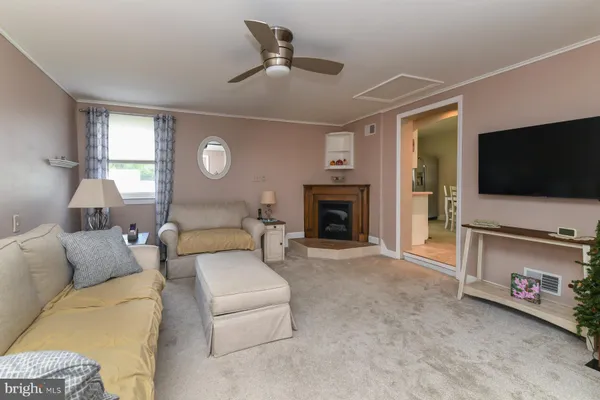 $339,999 | 21 Hiawatha Road, Somerdale, NJ 08083