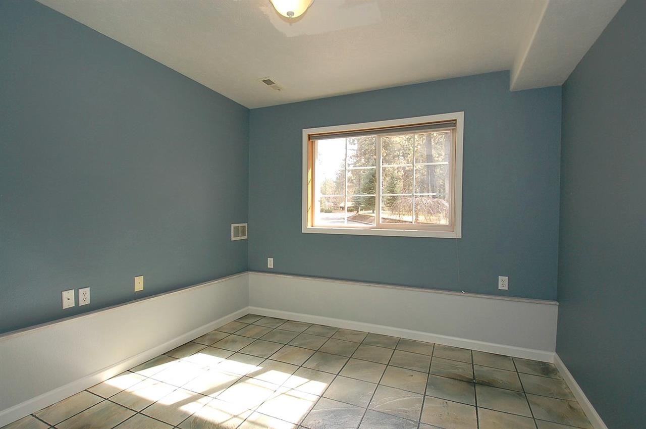 4519 East Silver Pine Road Colbert, WA 99005 - Photo 12 of 20 Gallery Image 12