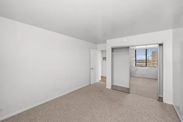 $2,300 | 3525 Sage Road, Unit 504, Houston, TX 77056