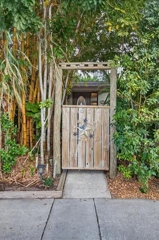 $245,000 | 1652 Debonair Drive, Holiday, FL 34690