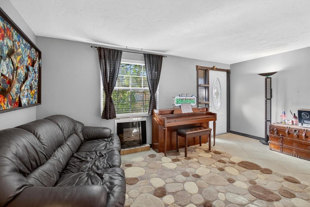 1652 Debonair Drive Holiday, FL 34690 - Photo 22 of 91