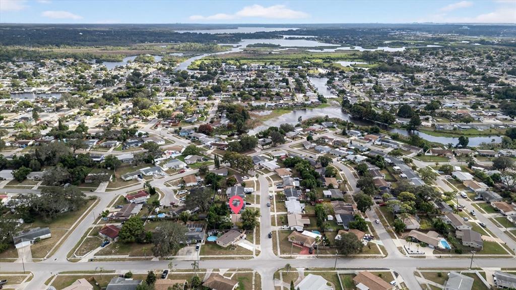 1652 Debonair Drive Holiday, FL 34690 - Photo 3 of 91