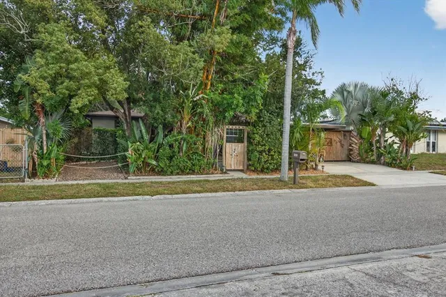 $245,000 | 1652 Debonair Drive, Holiday, FL 34690