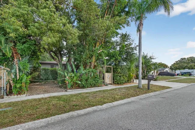 $245,000 | 1652 Debonair Drive, Holiday, FL 34690