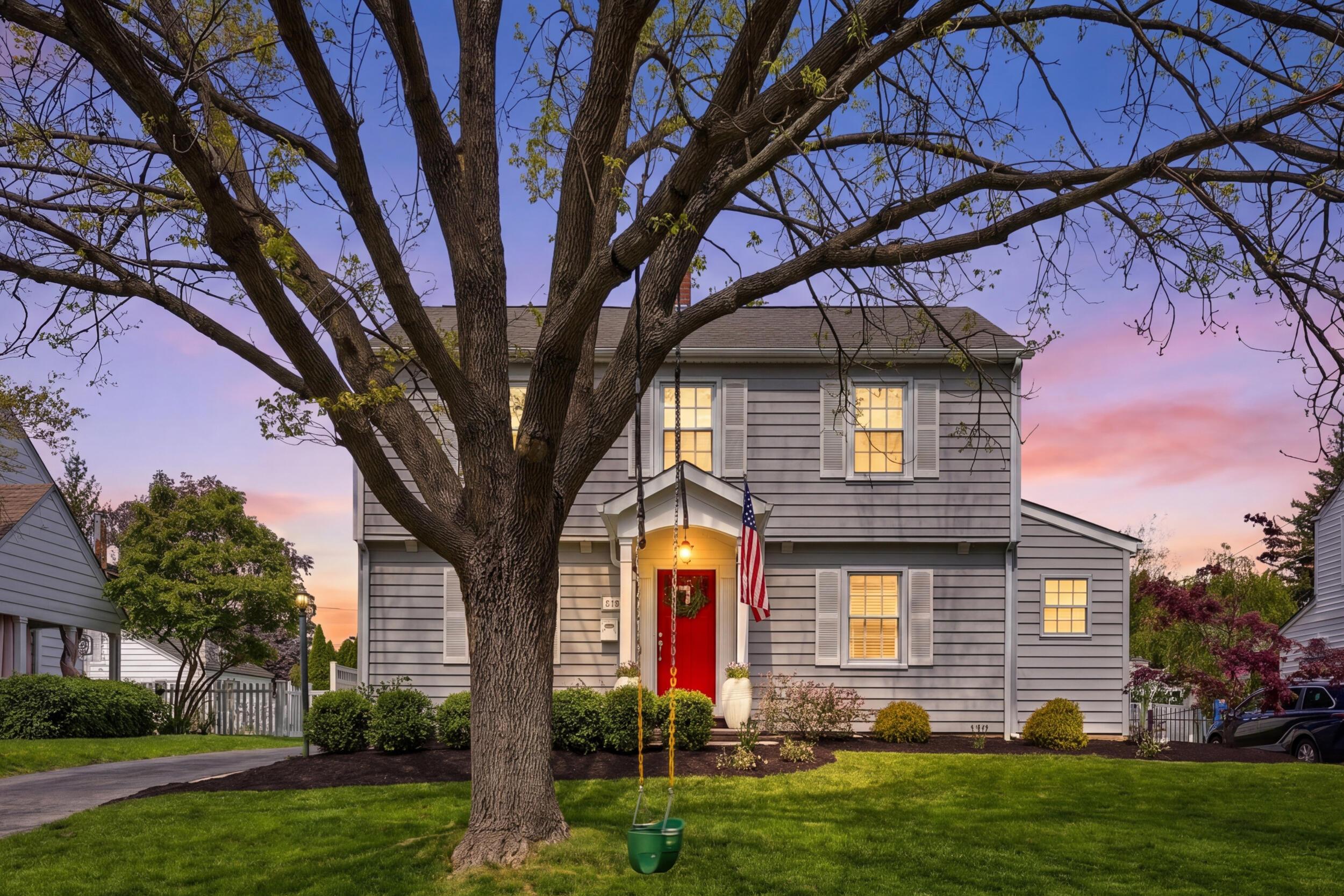 1632 Grenoble Road Columbus, OH 43221 - Photo 1 of 34 Welcome Home!