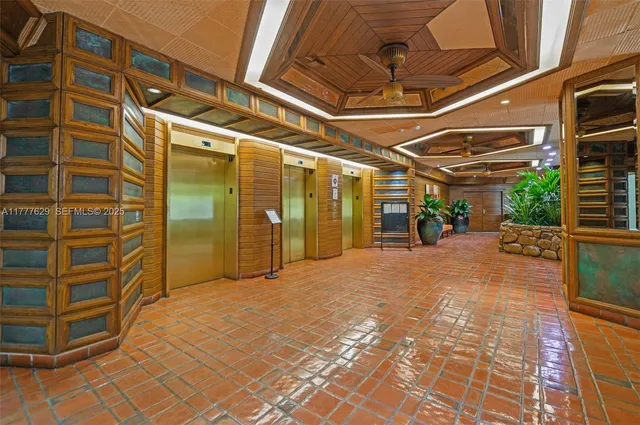 $4,100 | 2000 Towerside Terrace, Unit 805, Miami, FL 33138