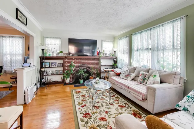 $459,000 | 8723 Callie Avenue, Morton Grove, IL 60053