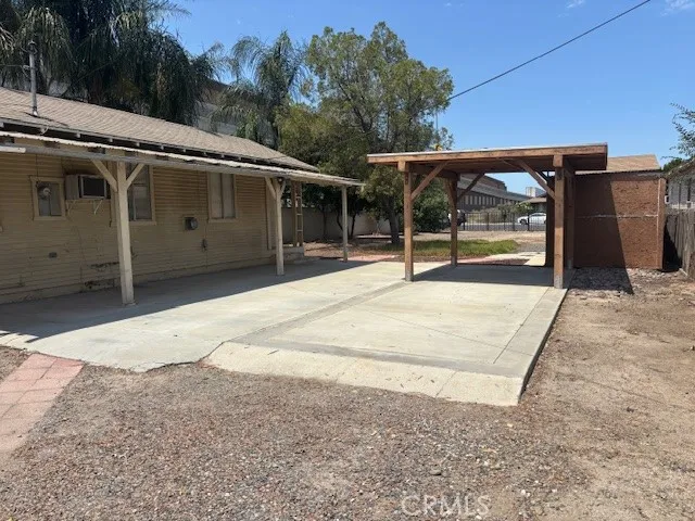 $499,999 | 111 North Victoria Avenue, Corona, CA 92879