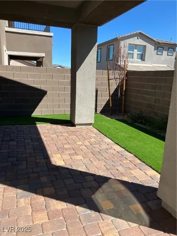 $2,750 | 1049 Strada Tortona, Henderson, NV 89011