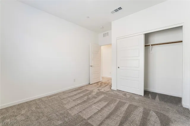 $2,750 | 1049 Strada Tortona, Henderson, NV 89011