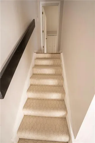 $220,000 | 12211 Holmes Lane, Kansas City, MO 64146