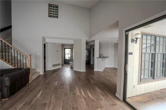 $220,000 | 12211 Holmes Lane, Kansas City, MO 64146